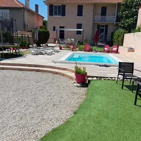 別荘 Maison En Provence Avec Piscine