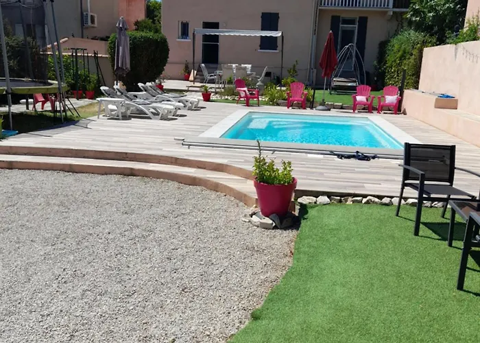 Holiday home Maison En Provence Avec Piscine